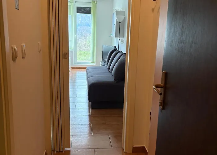 Stefs Garden דירה בובק